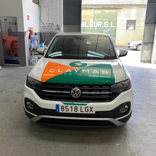 Rotulación de vehículos Clayman Servicios en Sevilla